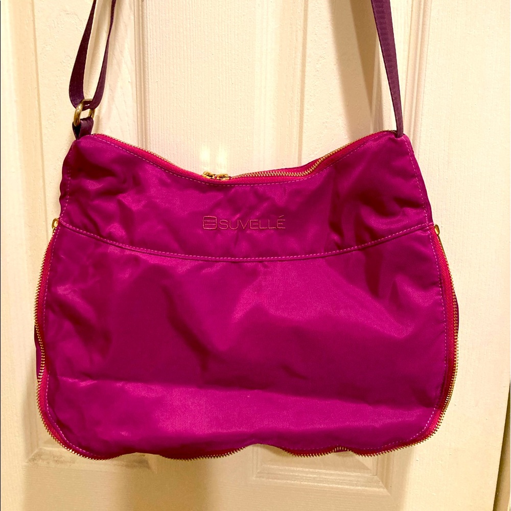 Gently Used Suvelle Travel Crossbody in Hot Pink